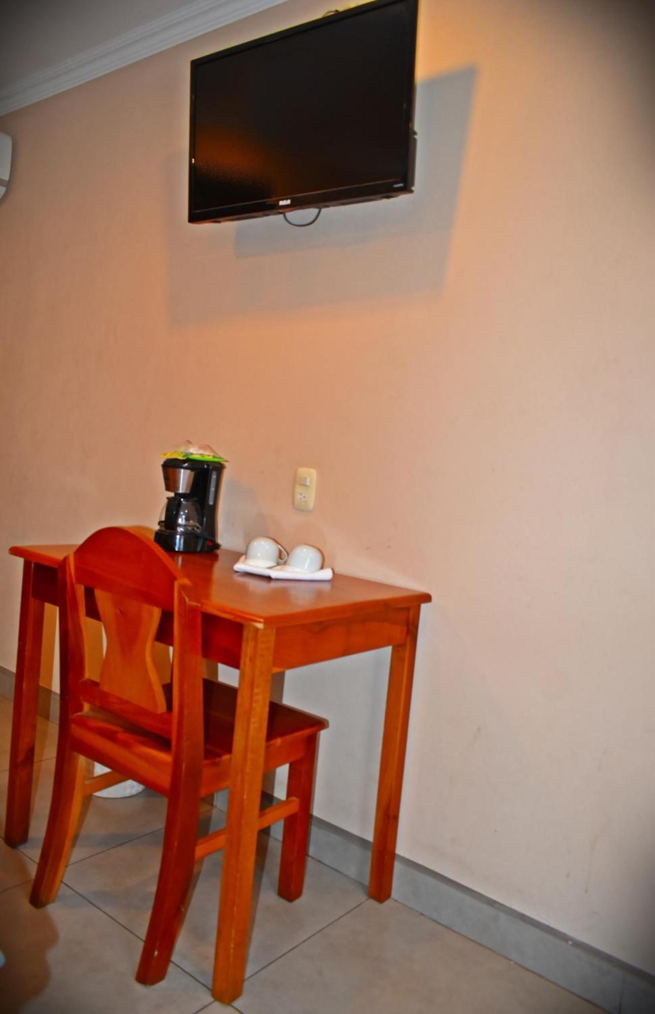 Hotel Cabinas Midey بونتاريناس المظهر الخارجي الصورة