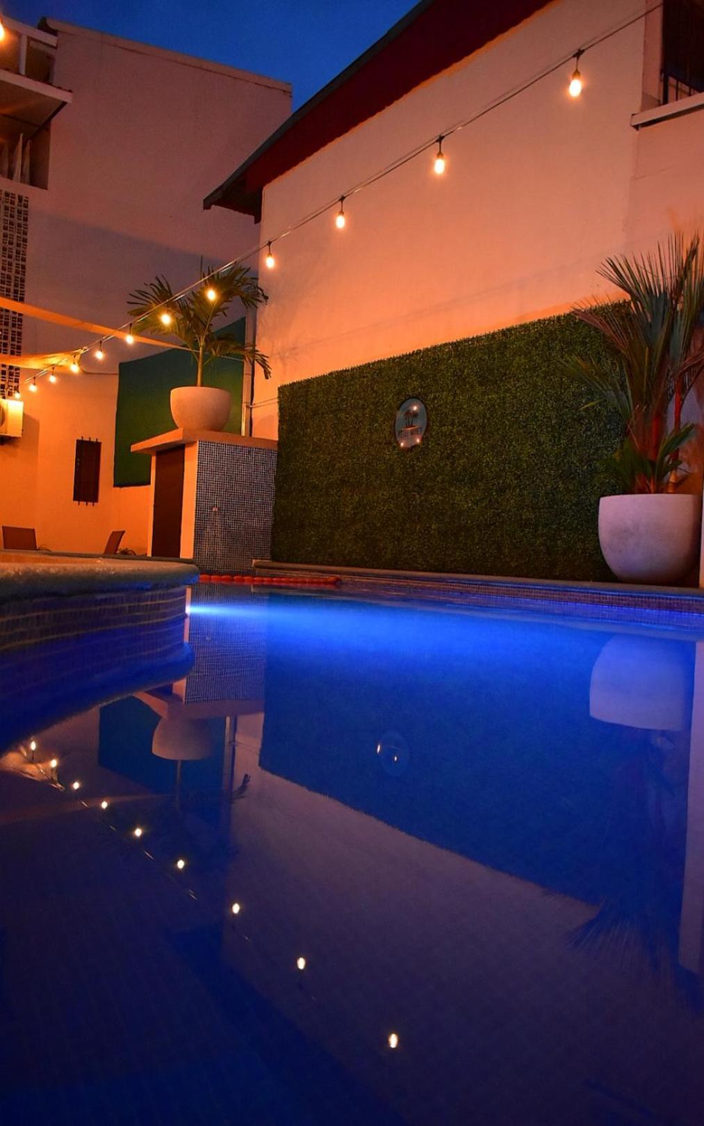 Hotel Cabinas Midey بونتاريناس المظهر الخارجي الصورة