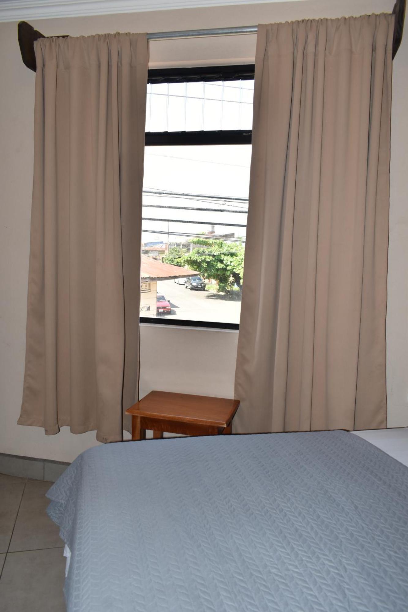 Hotel Cabinas Midey بونتاريناس المظهر الخارجي الصورة